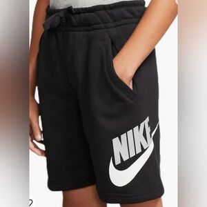 Nike Sportswear Boy’s Size Medium Black Club‎ Fleece Shorts